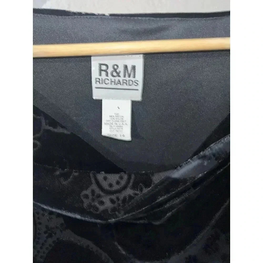 R&M Richards Women’s Black Velour Fringed Blouse Size 14 - Picture 4 of 6